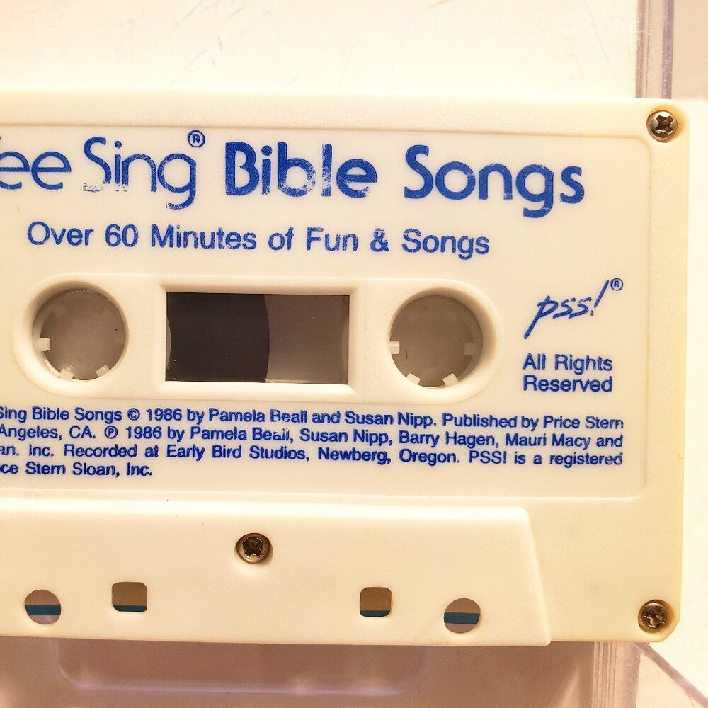 WEE SING BIBLE SONGS AUDIO CASSETTE TAPE - OVER 60 MINUTES OF FUN & SONGS - 1986